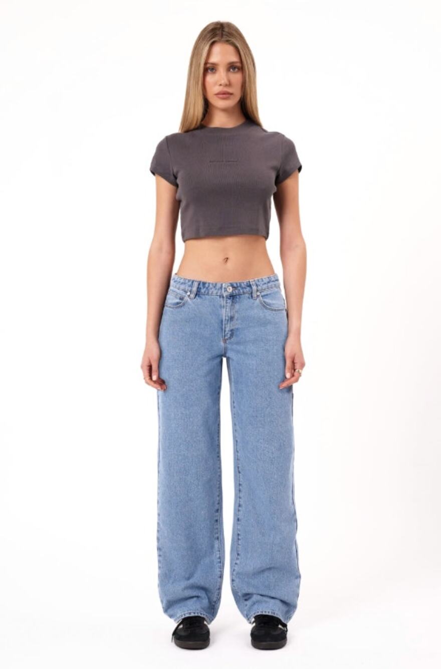 Abrand Jeans 99 Baggy Gigi Women's Mid Blue Mid Rise Straight Leg Jeans - 28